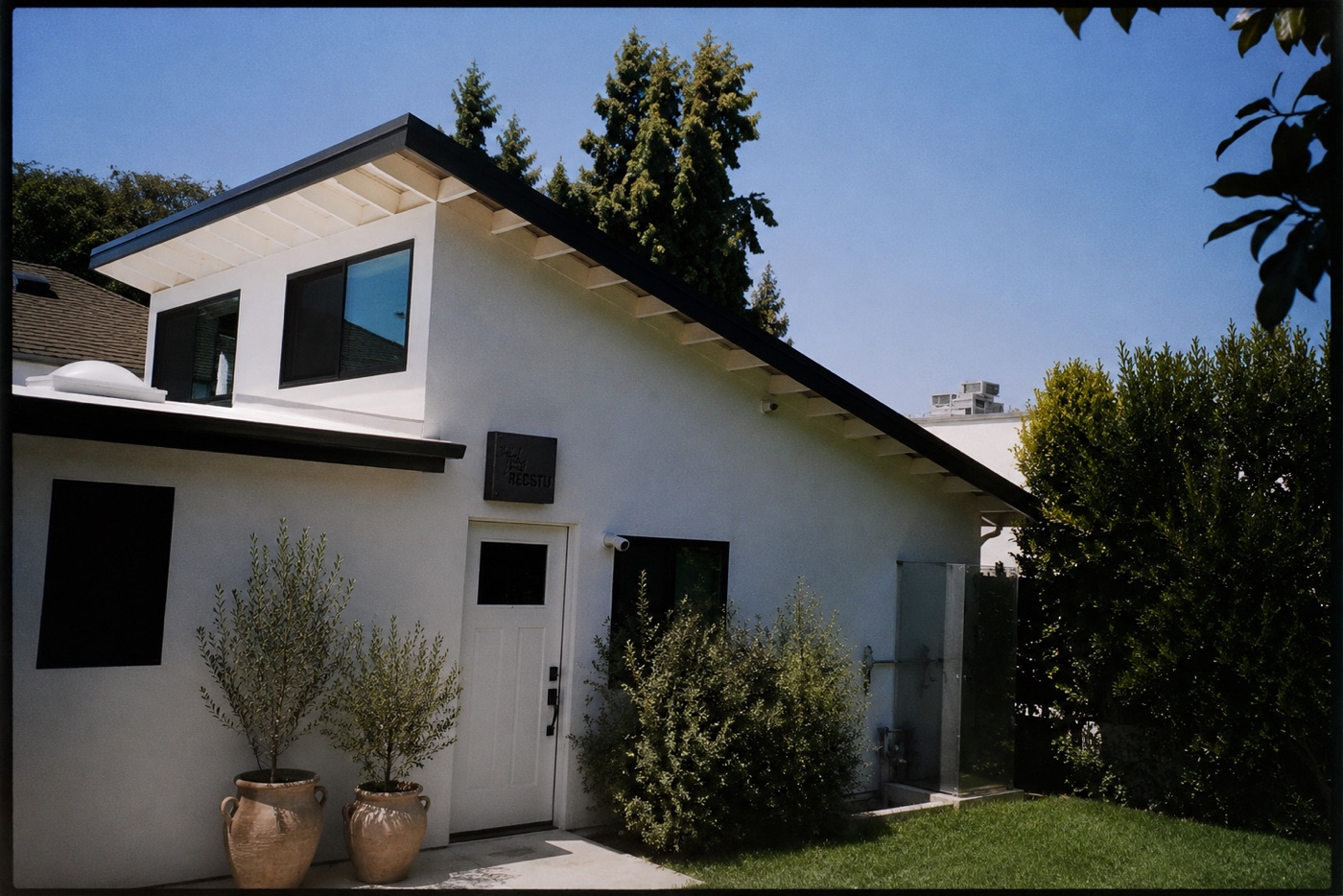 Front of RECSTU studio in Santa Monica